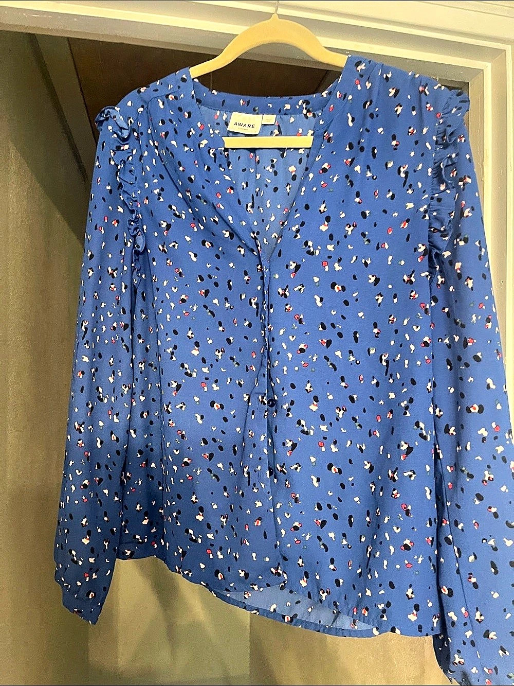 Aware Abstract Print Blouse in Blue Size Large Like New